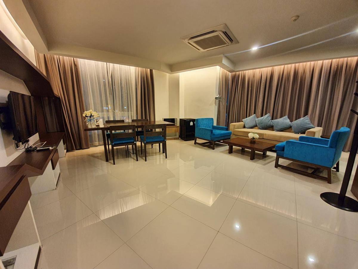 42C The Chic Hotel Nakhon Sawan Luaran gambar