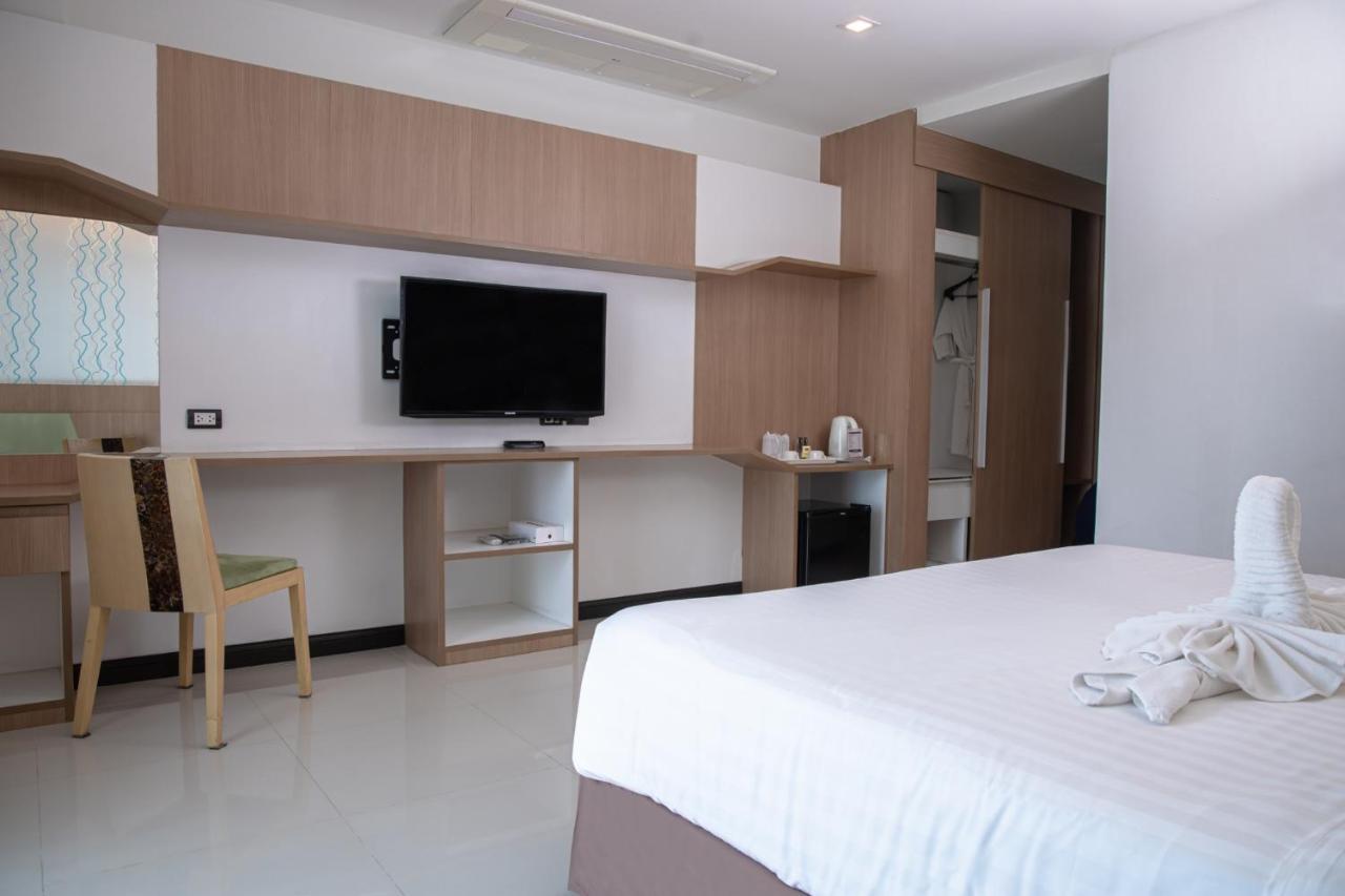 42C The Chic Hotel Nakhon Sawan Luaran gambar