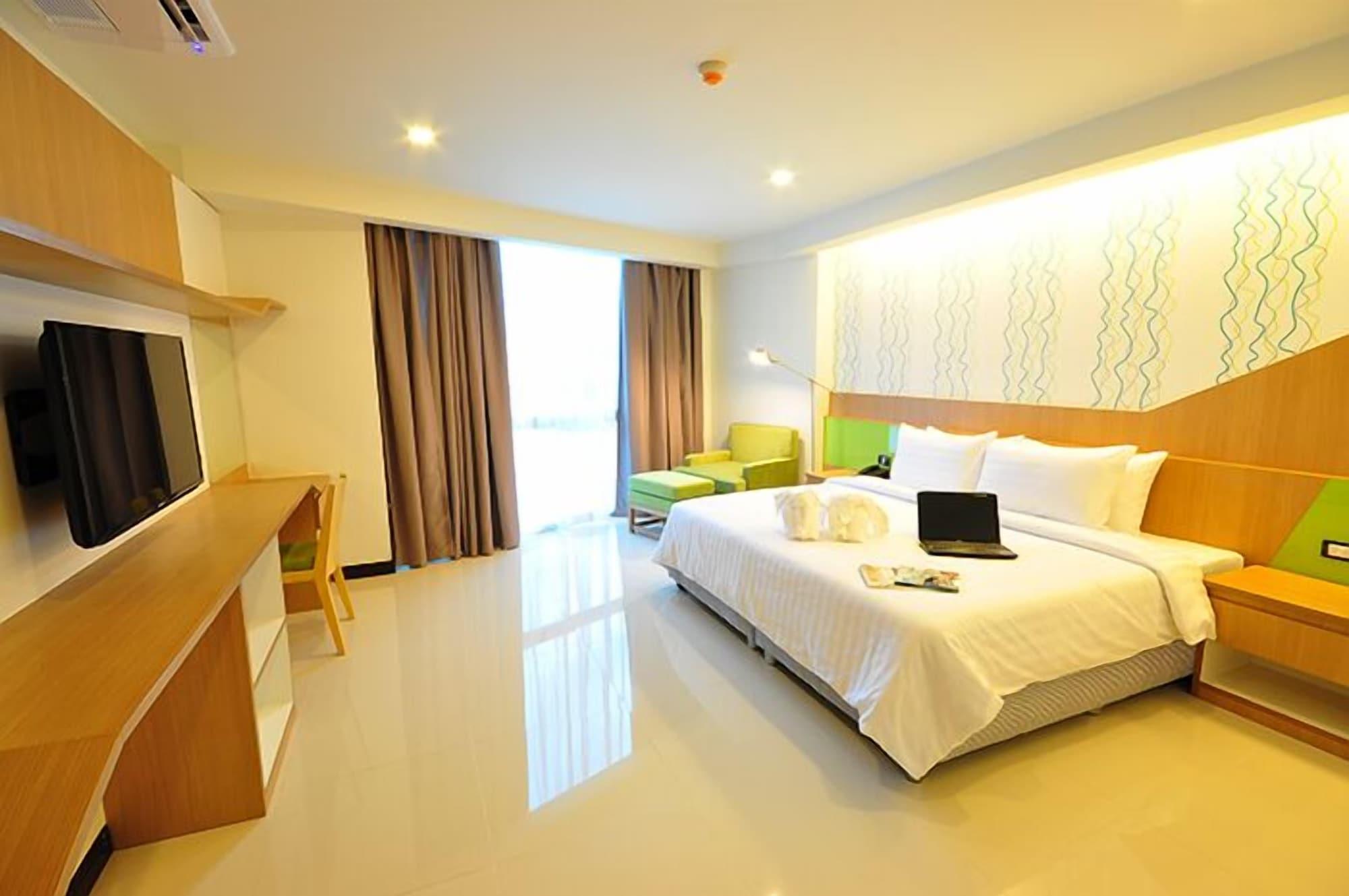 42C The Chic Hotel Nakhon Sawan Luaran gambar