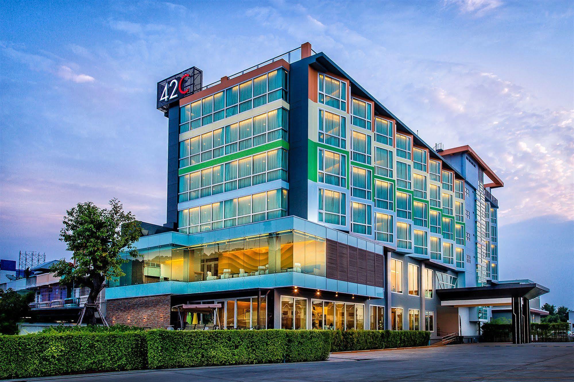 42C The Chic Hotel Nakhon Sawan Luaran gambar